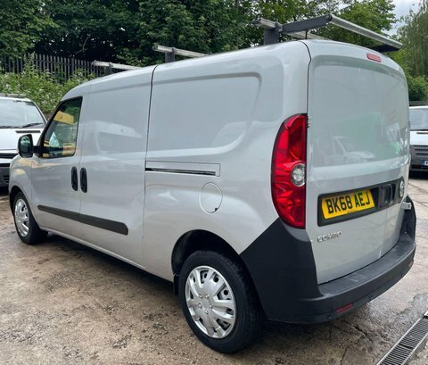 Vauxhall Combo 1.6 Cdti 2300 16V Fwd L2 H1 Ss White #12