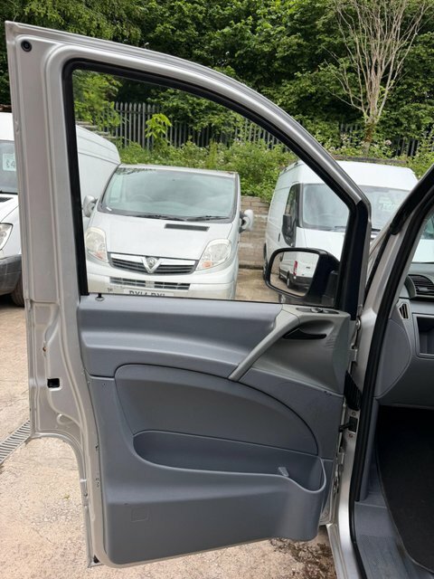 Mercedes-Benz Vito 2.1 Cdi Pop Top Campervan Black #35