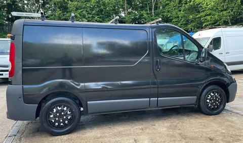 Vauxhall Vivaro 2.0 2700 Cdti Black #6