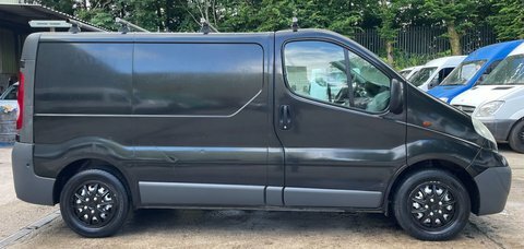 Vauxhall Vivaro 2.0 2700 Cdti Black #5