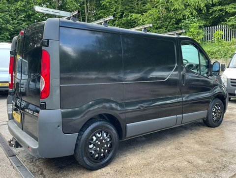 Vauxhall Vivaro  White #7
