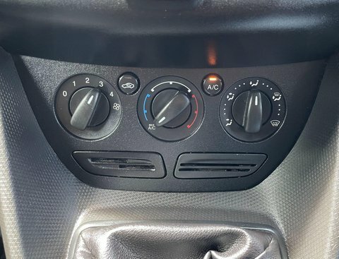 Ford Transit Connect 200 Trend Euro 6 3 Seats Silver #28