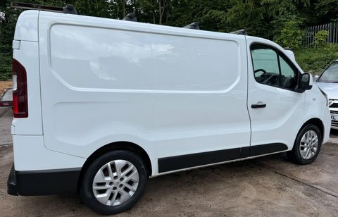 Renault Trafic Sl28 Energy Dci 120 Sport Nav Van Silver #8