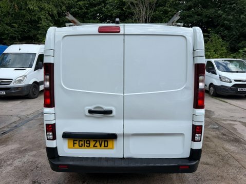 Renault Trafic Sl28 Energy Dci 120 Sport Nav Van Silver #45