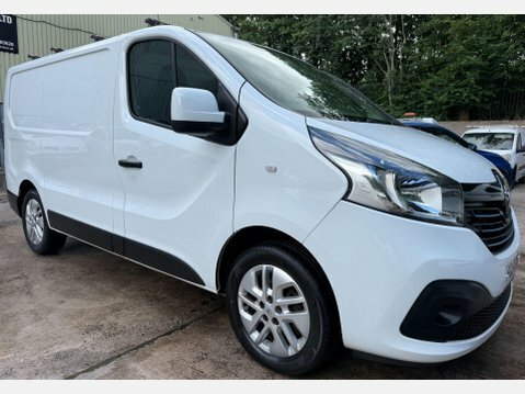 Renault Trafic Sl28 Energy Dci 120 Sport Nav Van Silver #37