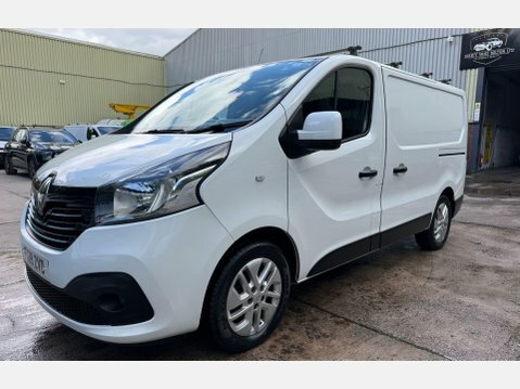 Renault Trafic Sl28 Energy Dci 120 Sport Nav Van Silver #54