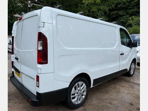 Renault Trafic Sl28 Energy Dci 120 Sport Nav Van Silver #44