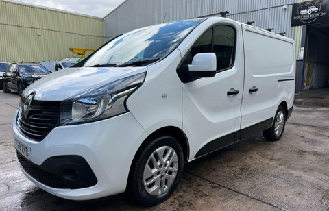 Renault Trafic Sl28 Energy Dci 120 Sport Nav Van Silver #19