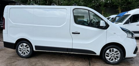 Renault Trafic 1.6 Dci Energy White #4