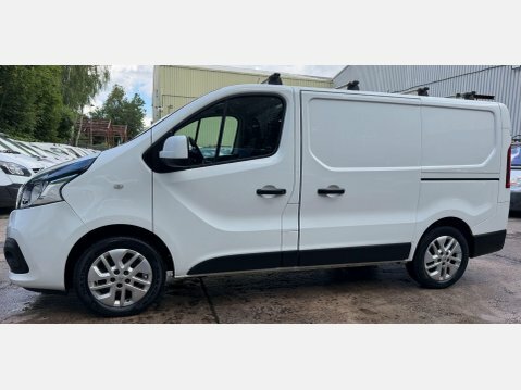 Renault Trafic Sl28 Energy Dci 120 Sport Nav Van Silver #52