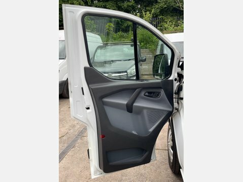 Ford Transit Custom 2.2 Tdci 350Dropside Truck Rwd White #58