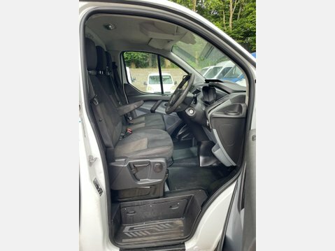 Ford Transit Custom 2.2 Tdci 350Dropside Truck Rwd White #50