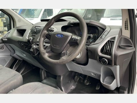 Ford Transit Custom 2.2 Tdci 350Dropside Truck Rwd White #51