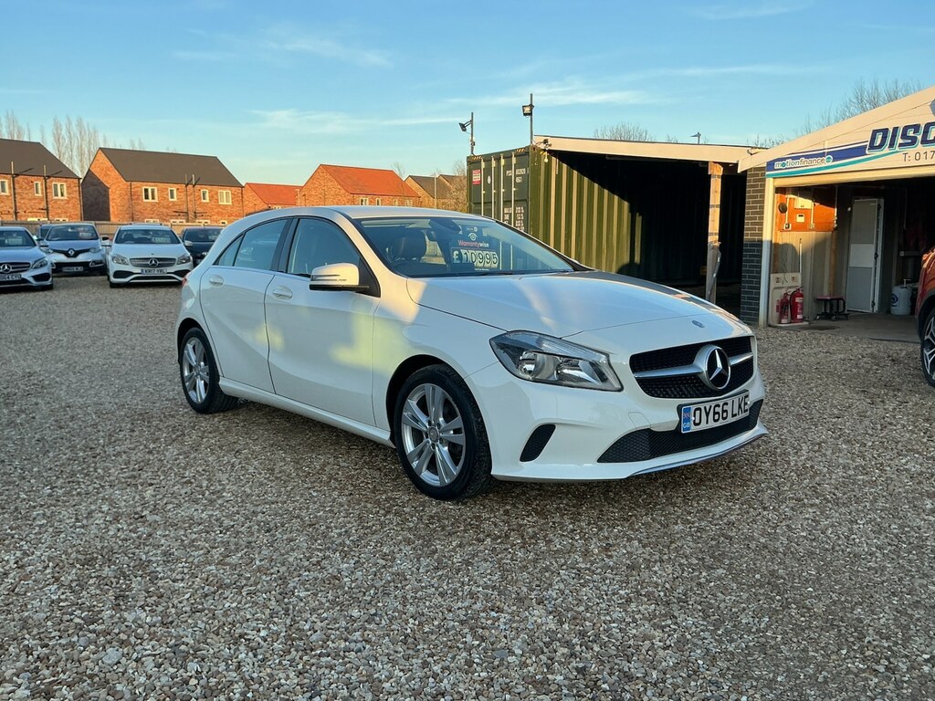 Mercedes-Benz A Class A180d Sport White #2