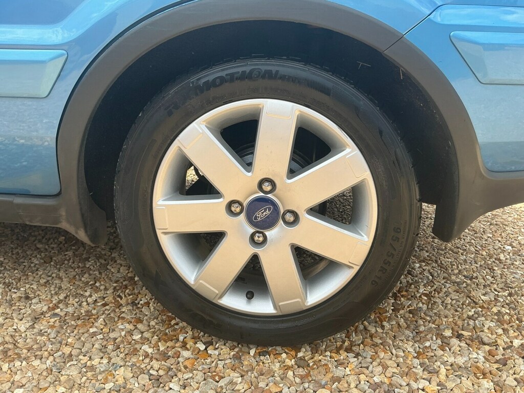 Ford Fusion Fusion Zetec Climate Black #23