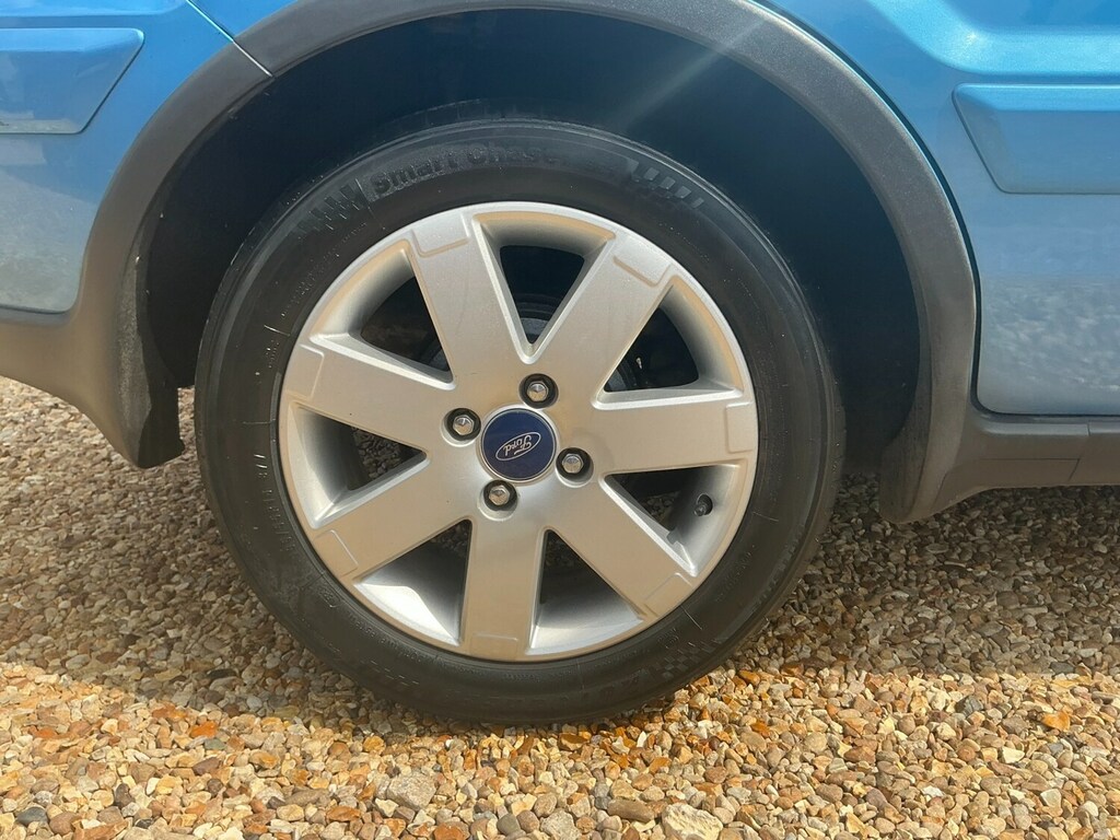 Ford Fusion Fusion Zetec Climate Black #22