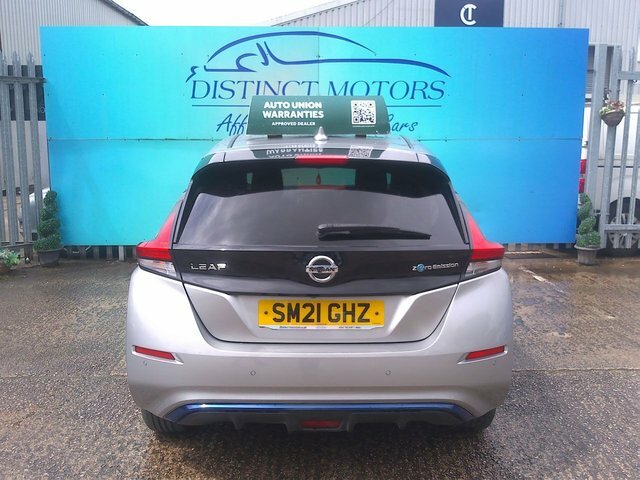 Nissan Leaf E N-connecta Hatchback SM21GHZ Silver #5