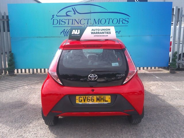 Toyota Aygo Vvt-i X-play Hatchback GV66MHL Red #6