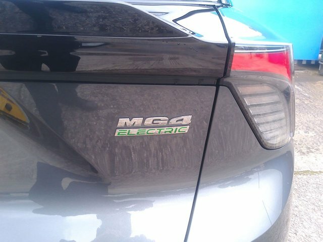 MG 1100 Hatchback Blue #9