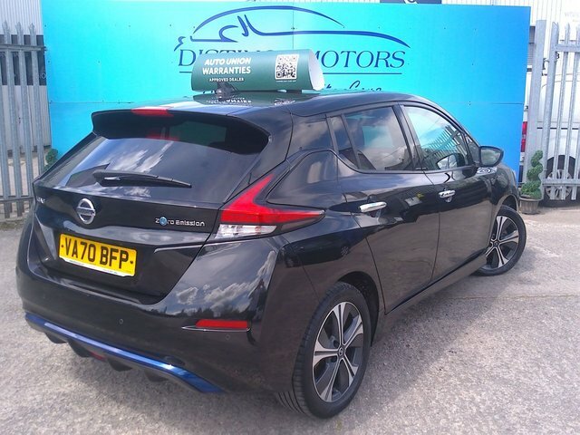 Nissan Leaf E Tekna Hatchback Black #6