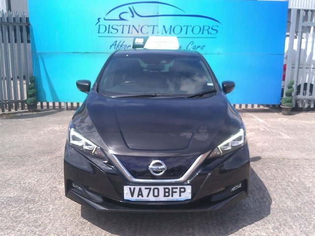 Nissan Leaf E Tekna Hatchback Black #2