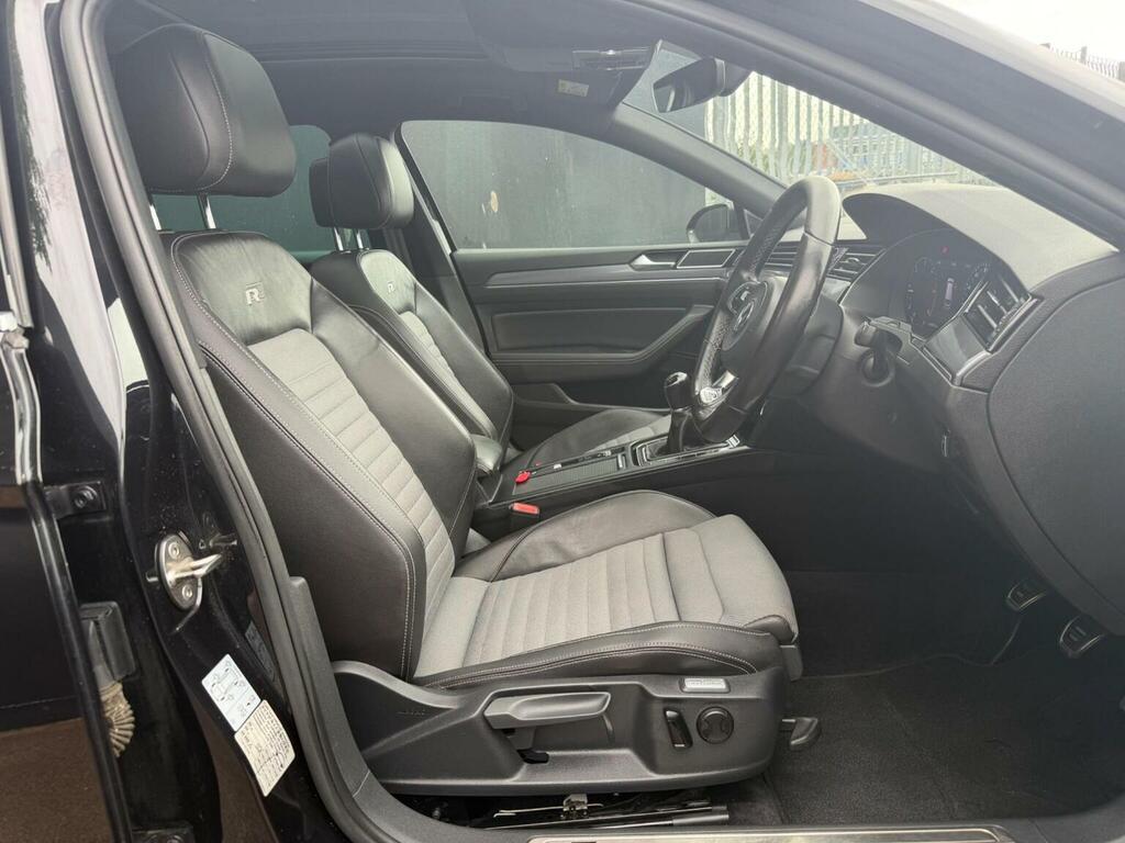 Volkswagen Passat 2.0 Tdi Gt Panoramic Roof Black #12