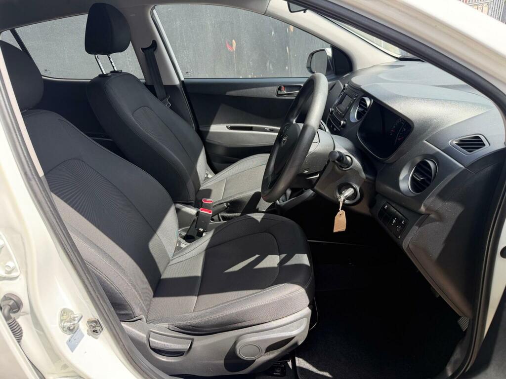 Hyundai I10 1.2 Se Euro 6 White #6