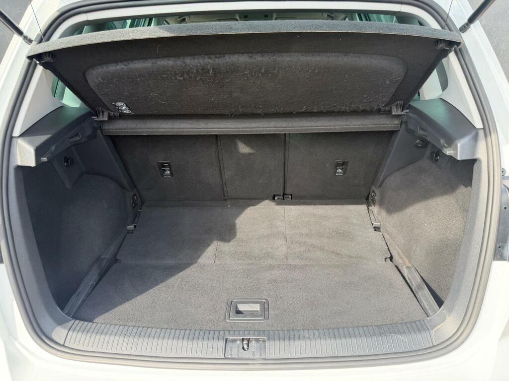 Volkswagen Golf SV Gold #13