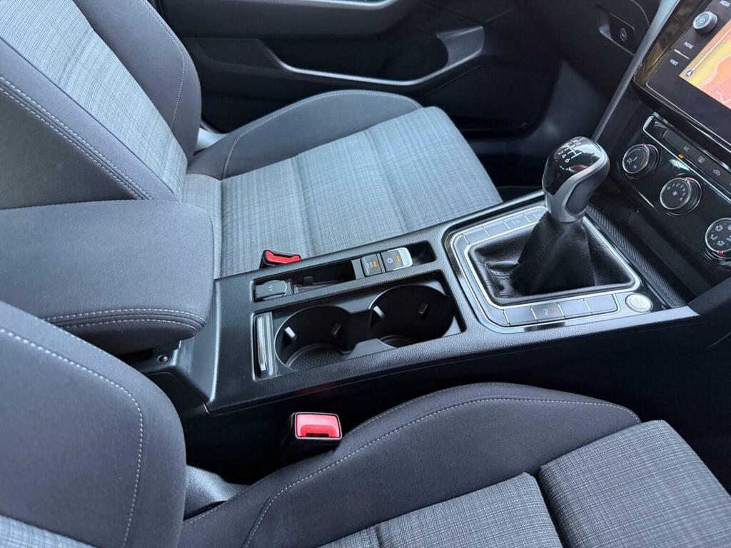 Volkswagen Passat 2.0 Tdi Evo Se Nav Euro 6 Ss Silver #6