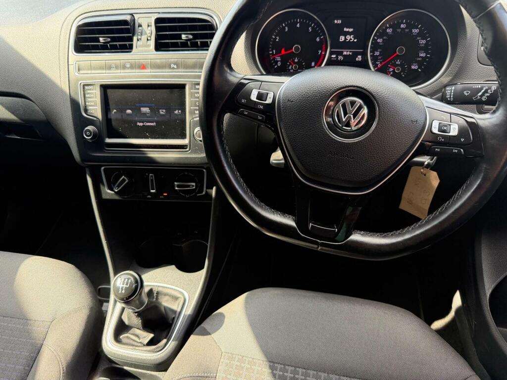 Volkswagen Polo 1.2 Tsi Match Edition Euro 6 Ss Black #2