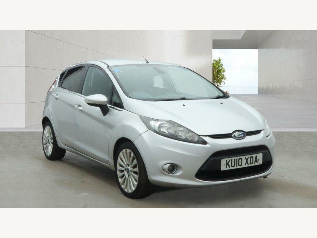 Ford Fiesta  White #1