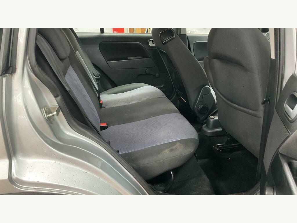 Ford Fusion 1.4 Plus Hatchback For Silver #10
