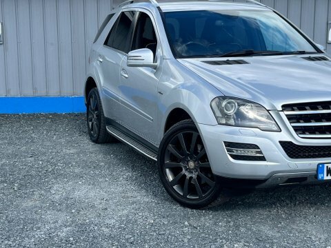Mercedes-Benz M Class Silver #20