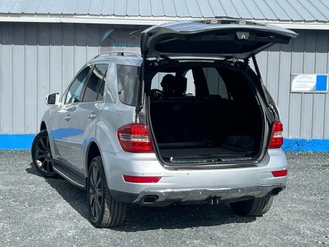 Mercedes-Benz M Class Silver #48
