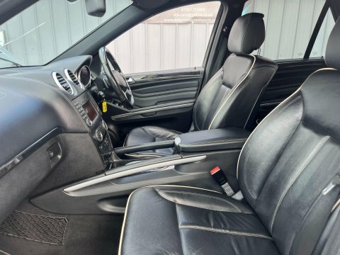 Mercedes-Benz M Class Silver #30
