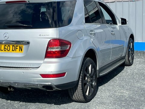 Mercedes-Benz M Class Silver #61