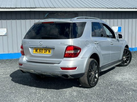 Mercedes-Benz M Class Silver #10