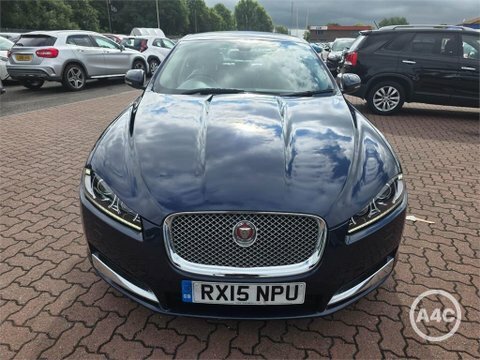 Jaguar XF 2.2 D Luxury Black #10
