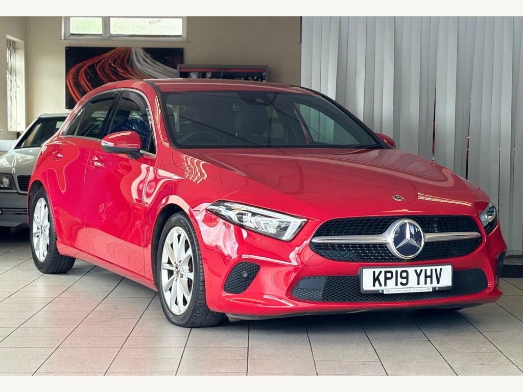 Mercedes-Benz A Class 1.3 A200 Sport Executive 7G-dct Euro 6 S S Red