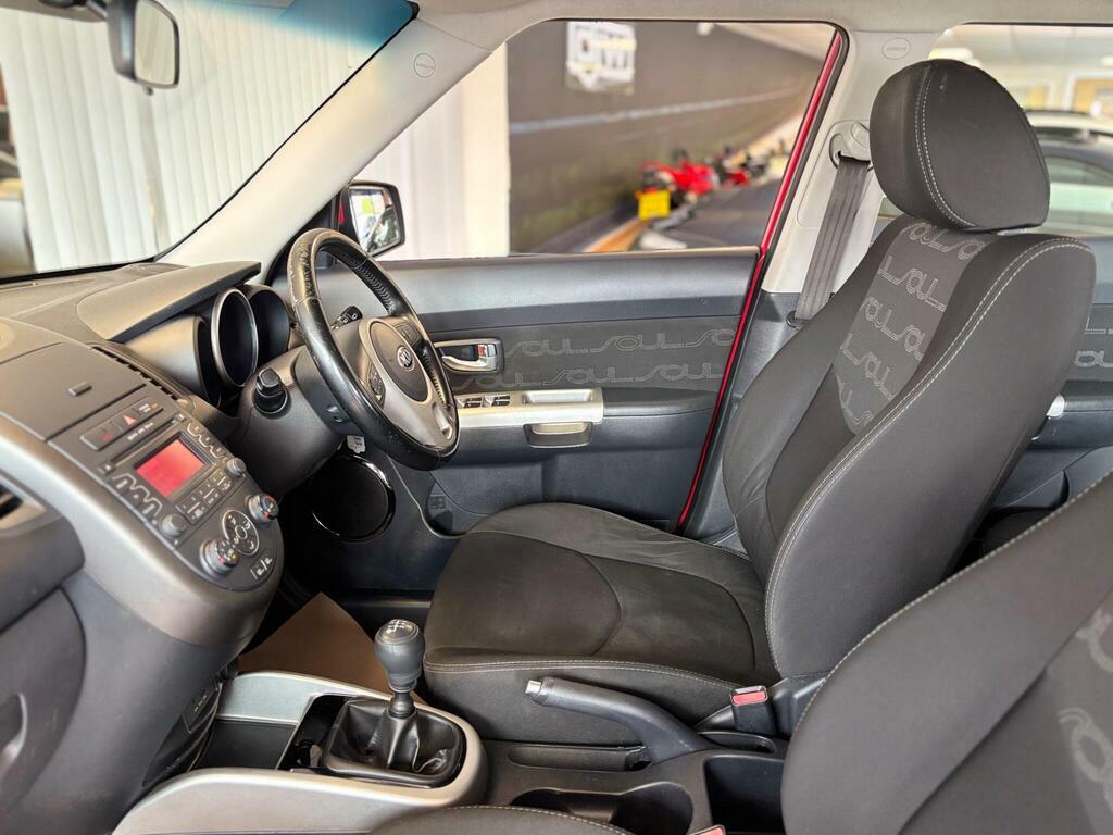 Kia Soul Quantum Silver #17