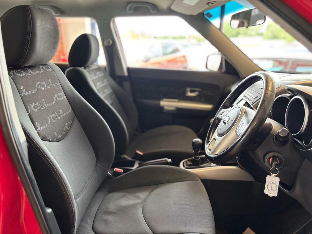 Kia Soul Quantum Silver #11