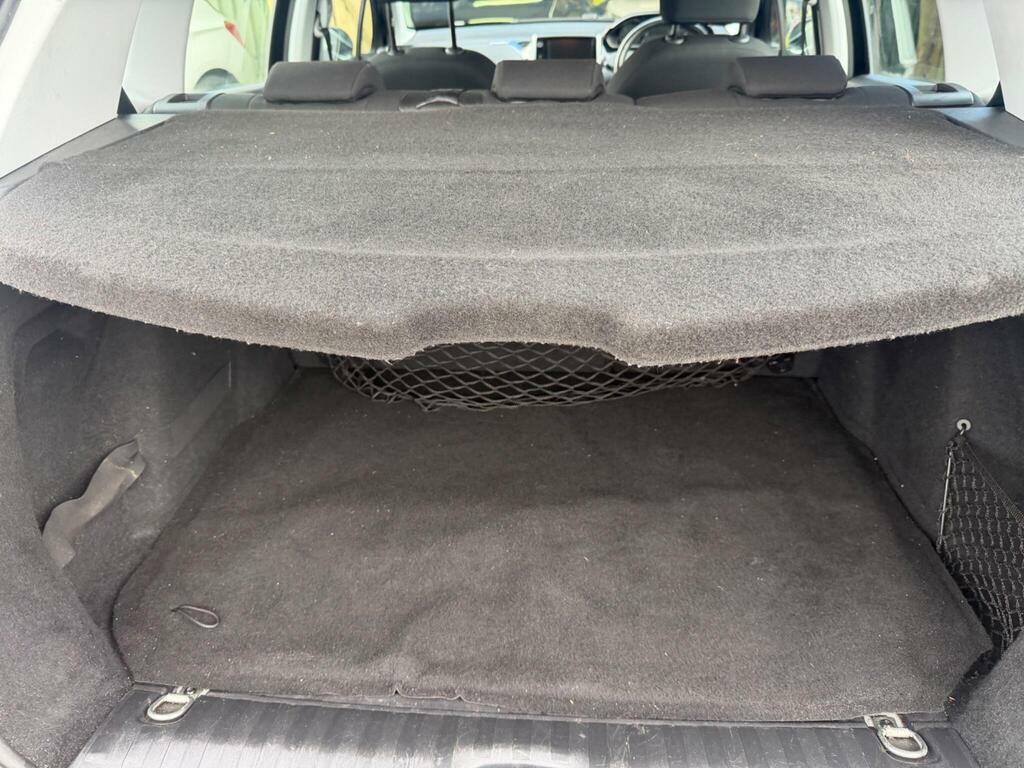 Peugeot 2008 Active Grey #14