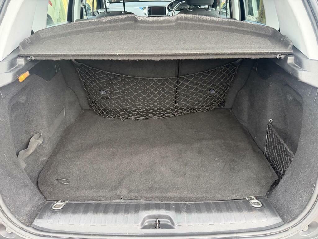 Peugeot 2008 Active Grey #13