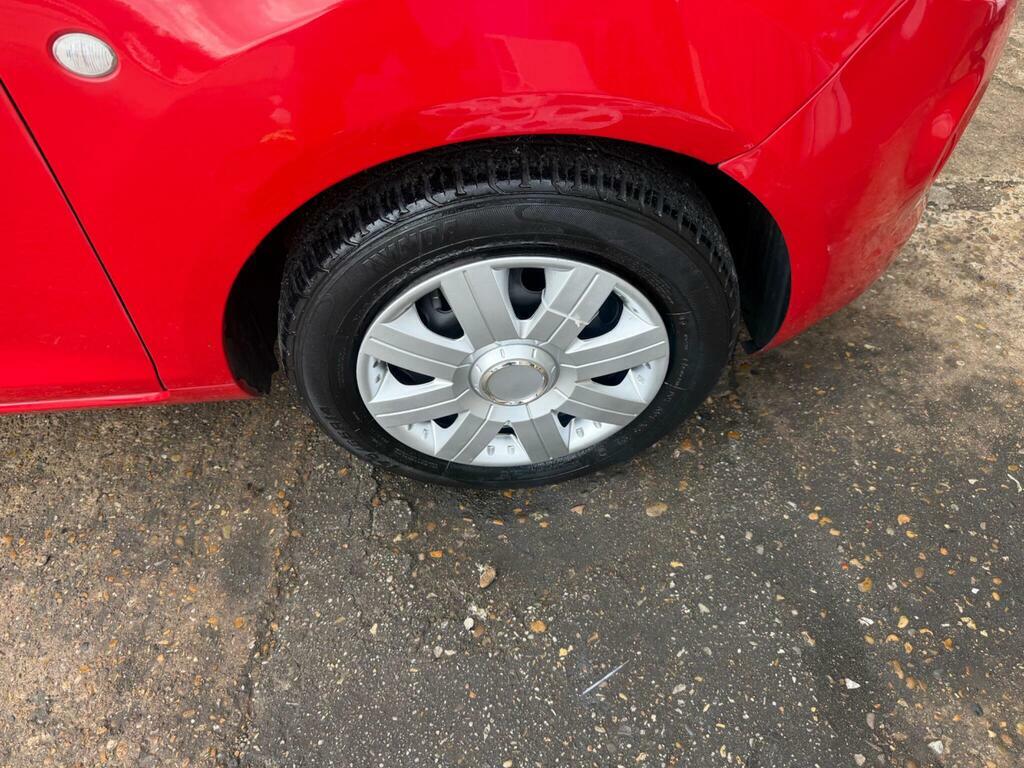 Ford KA Hatchback Silver #20