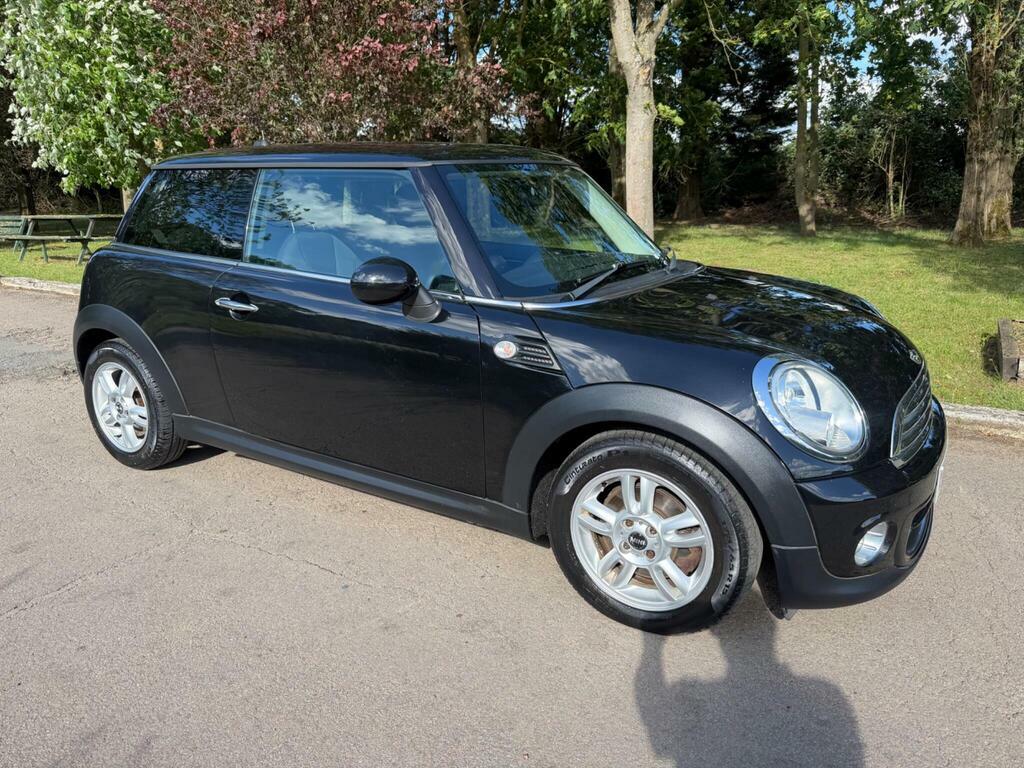 Mini Hatch 1.6 One Euro 5 Black