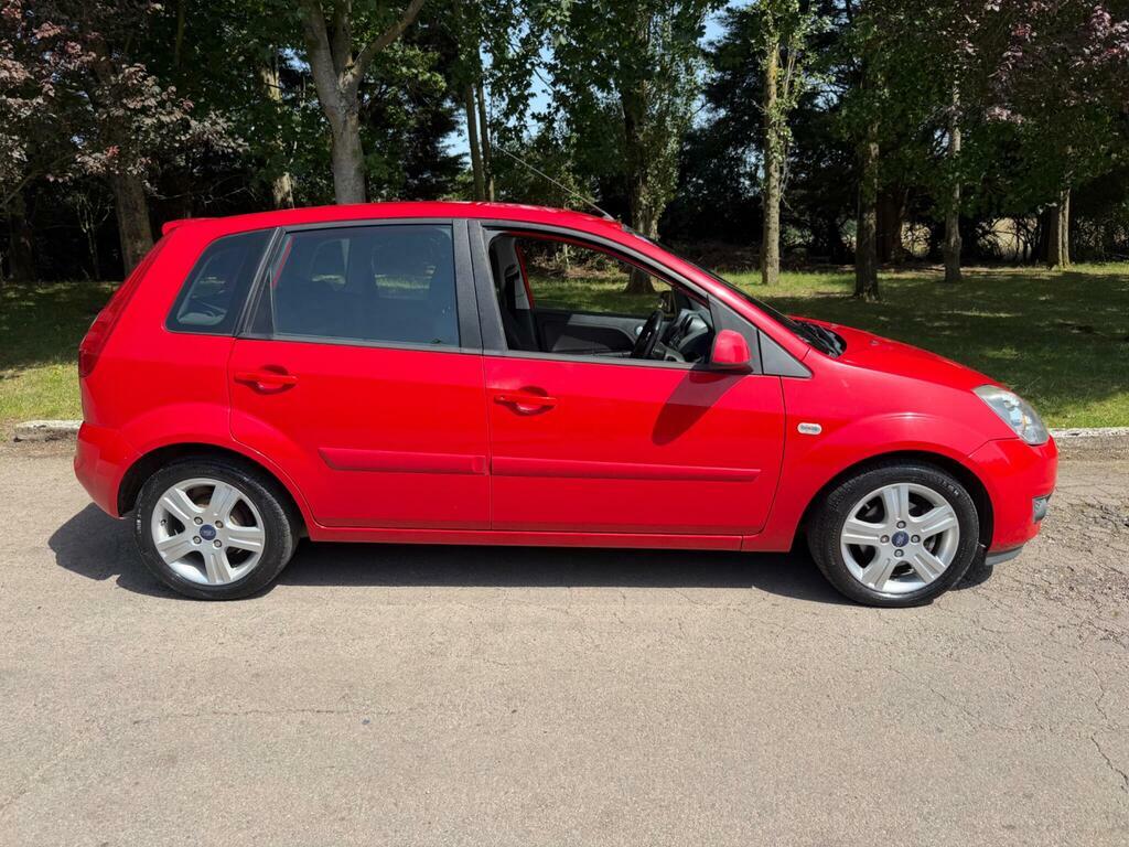 Ford Fiesta 1.25 Zetec Climate Red #6