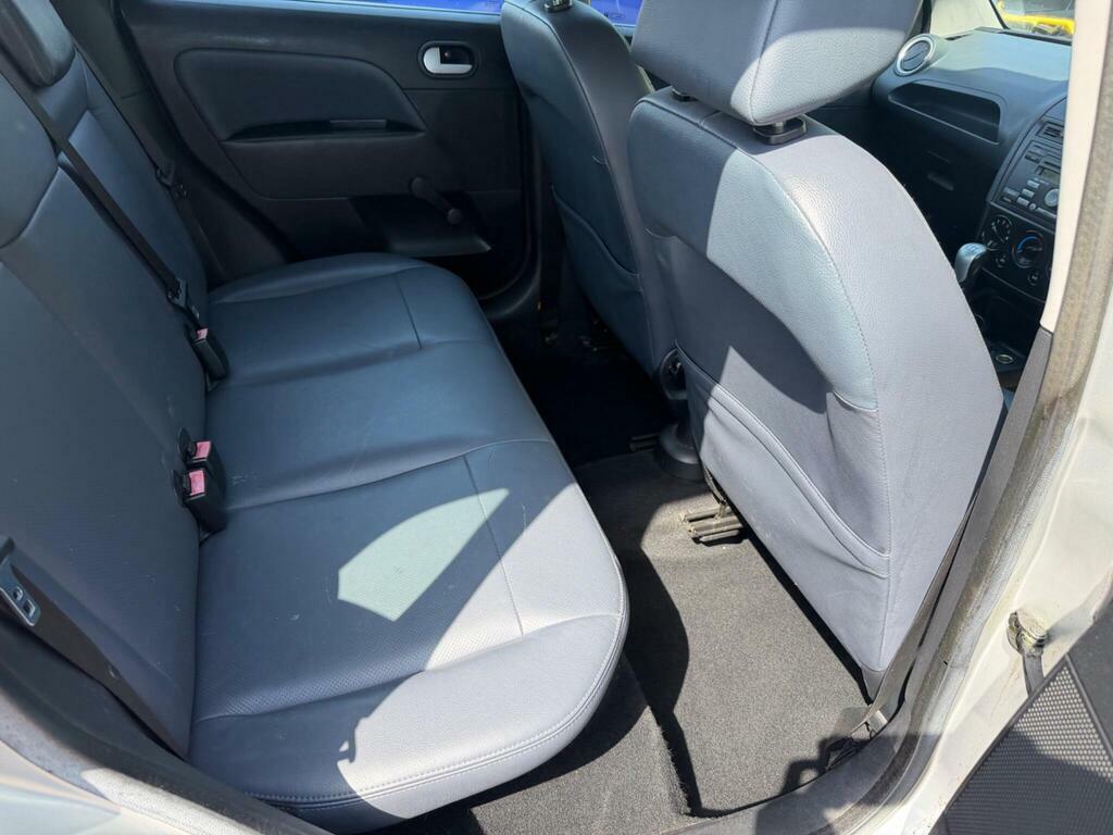 Ford Fiesta Style Climate Blue #12