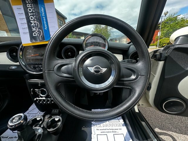 Mini Convertible One White #35
