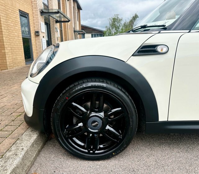 Mini Convertible 1.6 One Convertible Euro 6 98 P White #6
