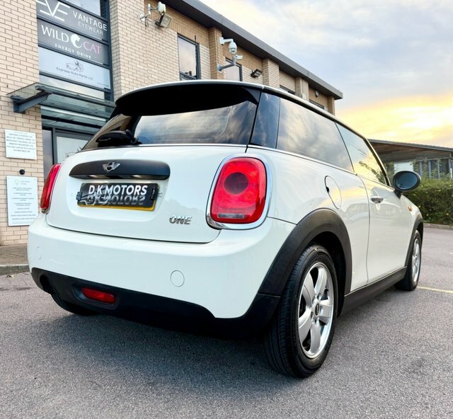 Mini Hatch 1.2 One Hatchback Euro 6 S S PE64YWS White #6